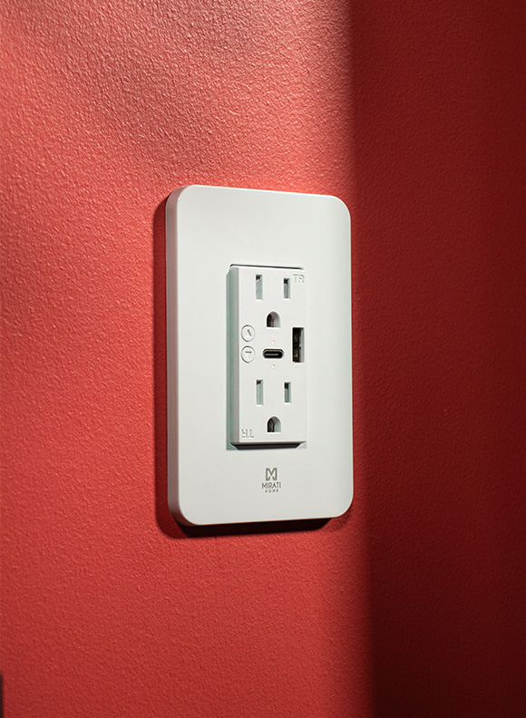 Contacto Inteligente Mirati 2 Contactos 1 USB-A 1 USB-C Compatible con Asistente de Google y Alexa Modelo MCP2 - Imagen 2